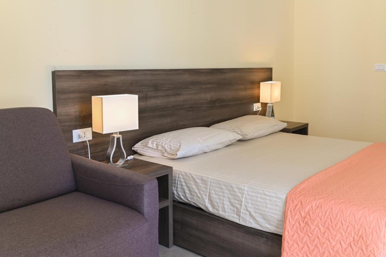 Adria Luxury Residence - Centro Триест Экстерьер фото