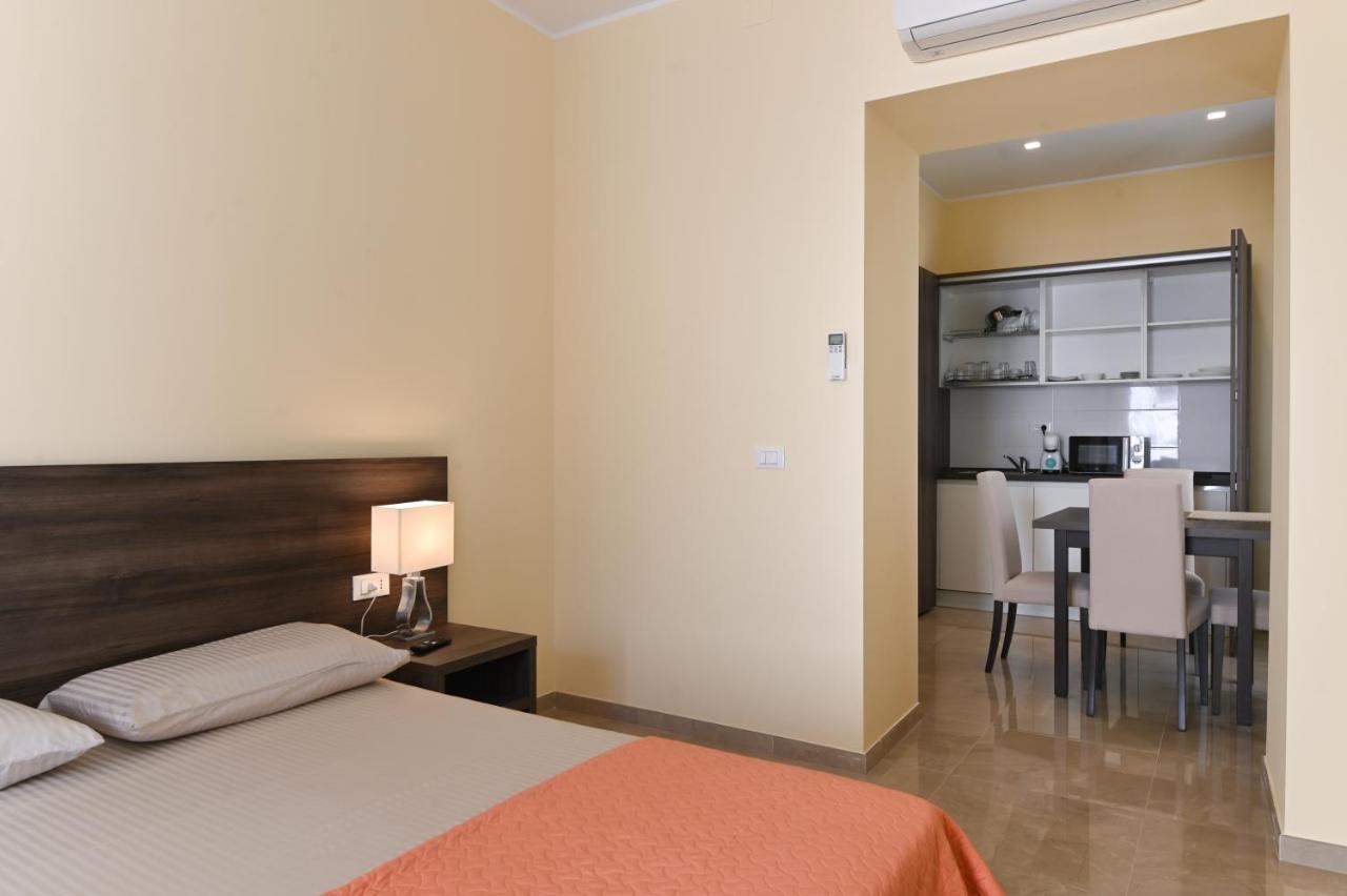 Adria Luxury Residence - Centro Триест Экстерьер фото