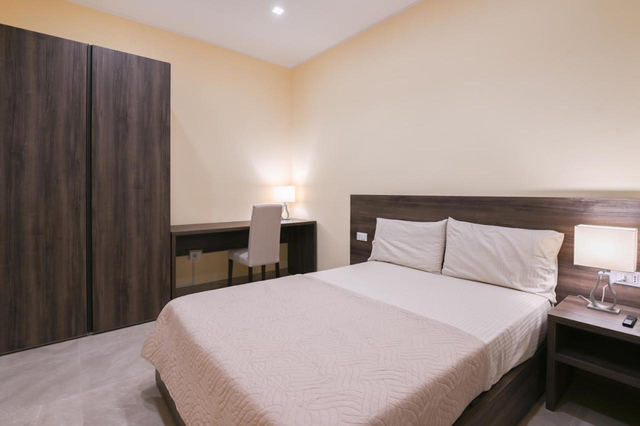 Adria Luxury Residence - Centro Триест Экстерьер фото