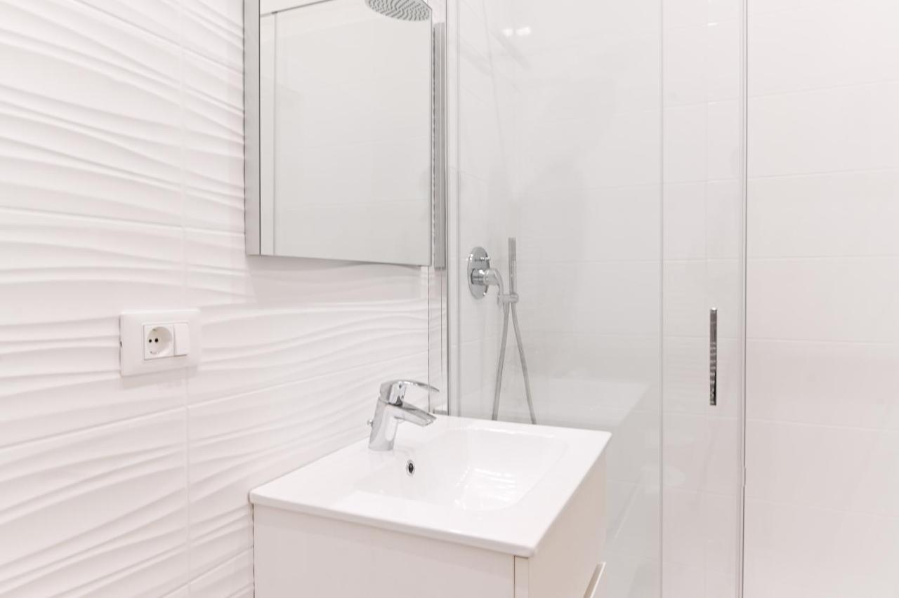 Adria Luxury Residence - Centro Триест Экстерьер фото